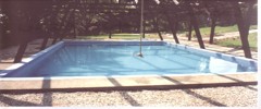 realiazce bazénu s altánem